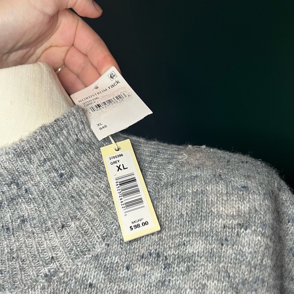 Max Studio - Exposed Seam Mock Neck Sweather - Picture 3 of 5